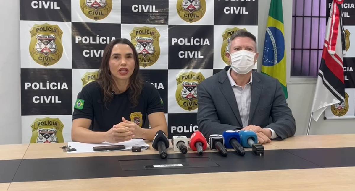 Pai torturou a filha até a morte por causa de mensagens no celular; diz investigação