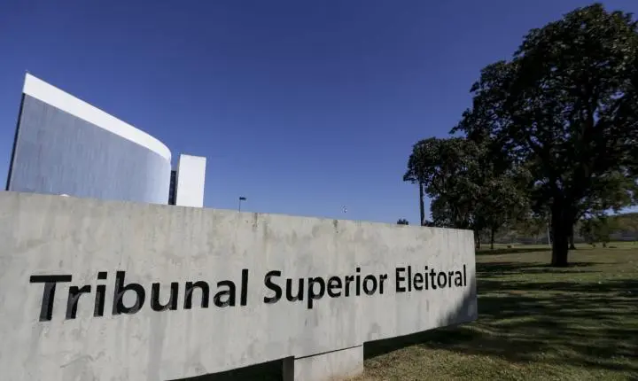 Janela de migração partidária termina nesta sexta-feira