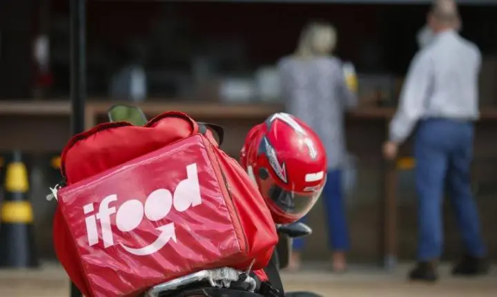 motocliclistas entregadores protestam em todo Brasil conta PLP  que regulamenta categoria